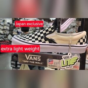 *Japan exclusive  Vans LITE checkered slip-on